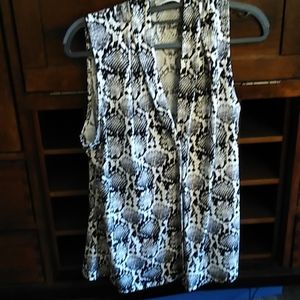 Large black and off white delight.